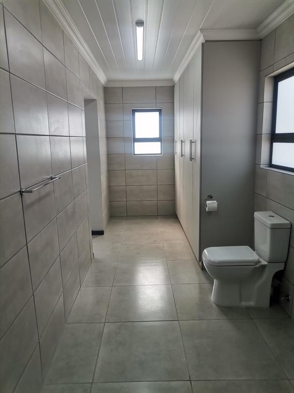 3 Bedroom Property for Sale in Albertinia Western Cape